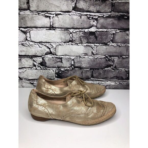 Softwaves Gold Shimmer Leather Wingtip Oxfords Lace Up Shoes Women 40EU/9.5M US - Picture 1 of 13